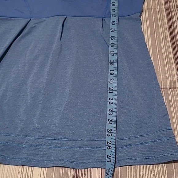 Lululemon Run Tame Me Porcelain Blue Women's 8 Tank Top Yoga Exercise Jogging - Picture 12 of 12